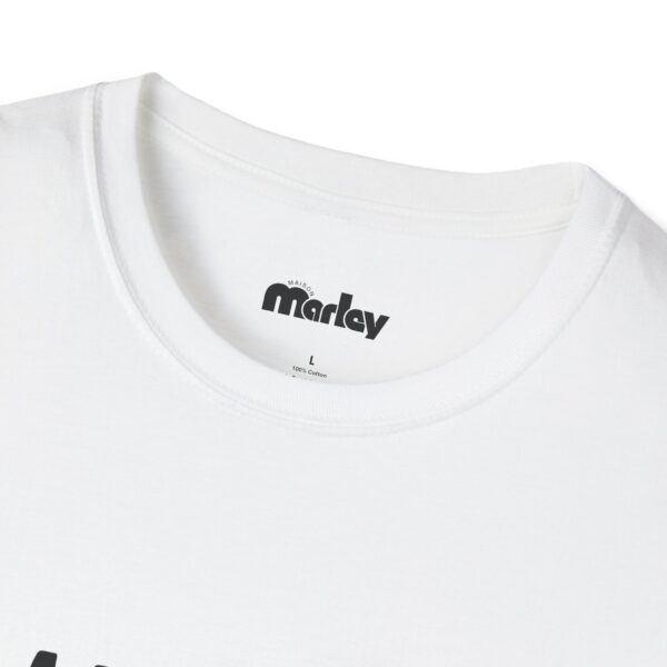 You´ll Never Pee Alone – Unisex T-Shirt - Image 3